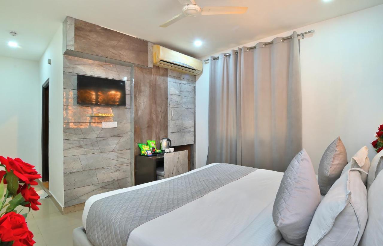 Hotel Bella Vista- นิวเดลี ภายนอก รูปภาพ