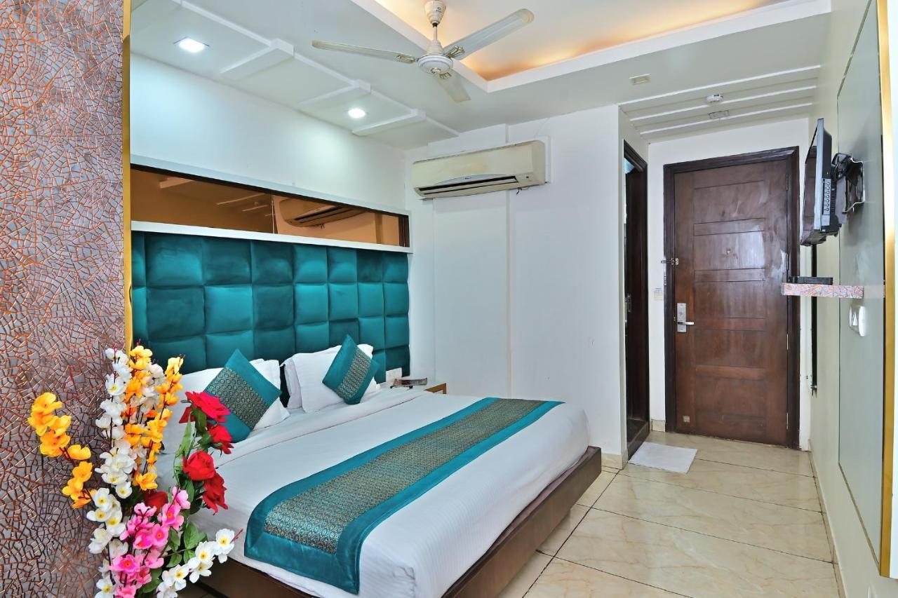 Hotel Bella Vista- นิวเดลี ภายนอก รูปภาพ